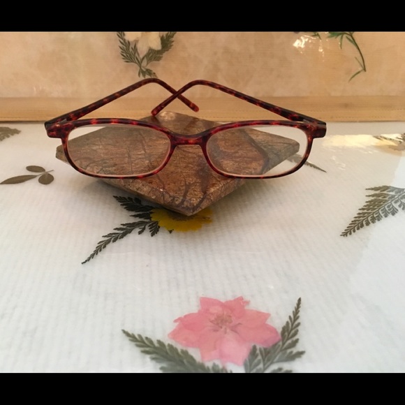 Tortoise shell frames for your next prescription - Picture 1 of 1